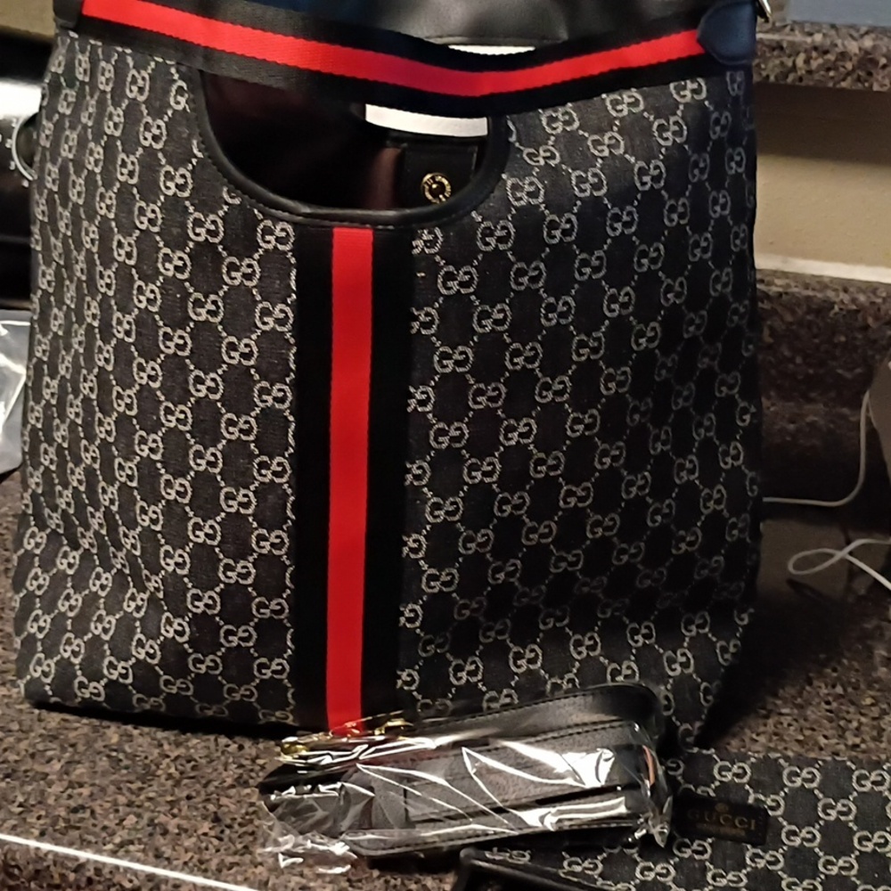 Source Unknown Black and Red Patterned Tote Bag N… - image 7